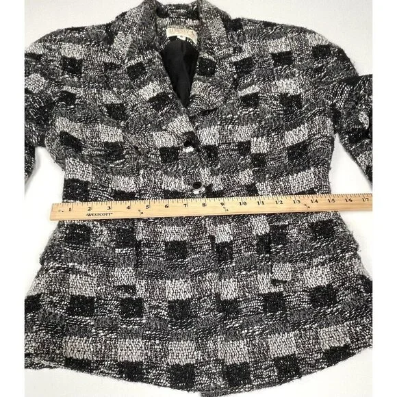 VTG ALBERTO MAKALI Womens SIZE 6 Black/White Tweed  JACKET Jewels Buttons *Flaw* - Picture 4 of 9